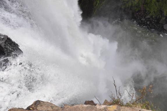 Olha a força da água no Salto São João, em Prudentópolis - PR